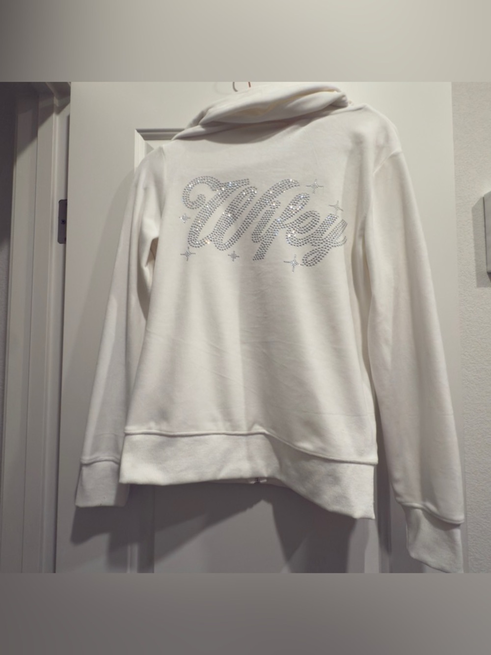 Paris Hilton White Velour Rhinestone 'Wifey' Matching Set Mixed Sizes